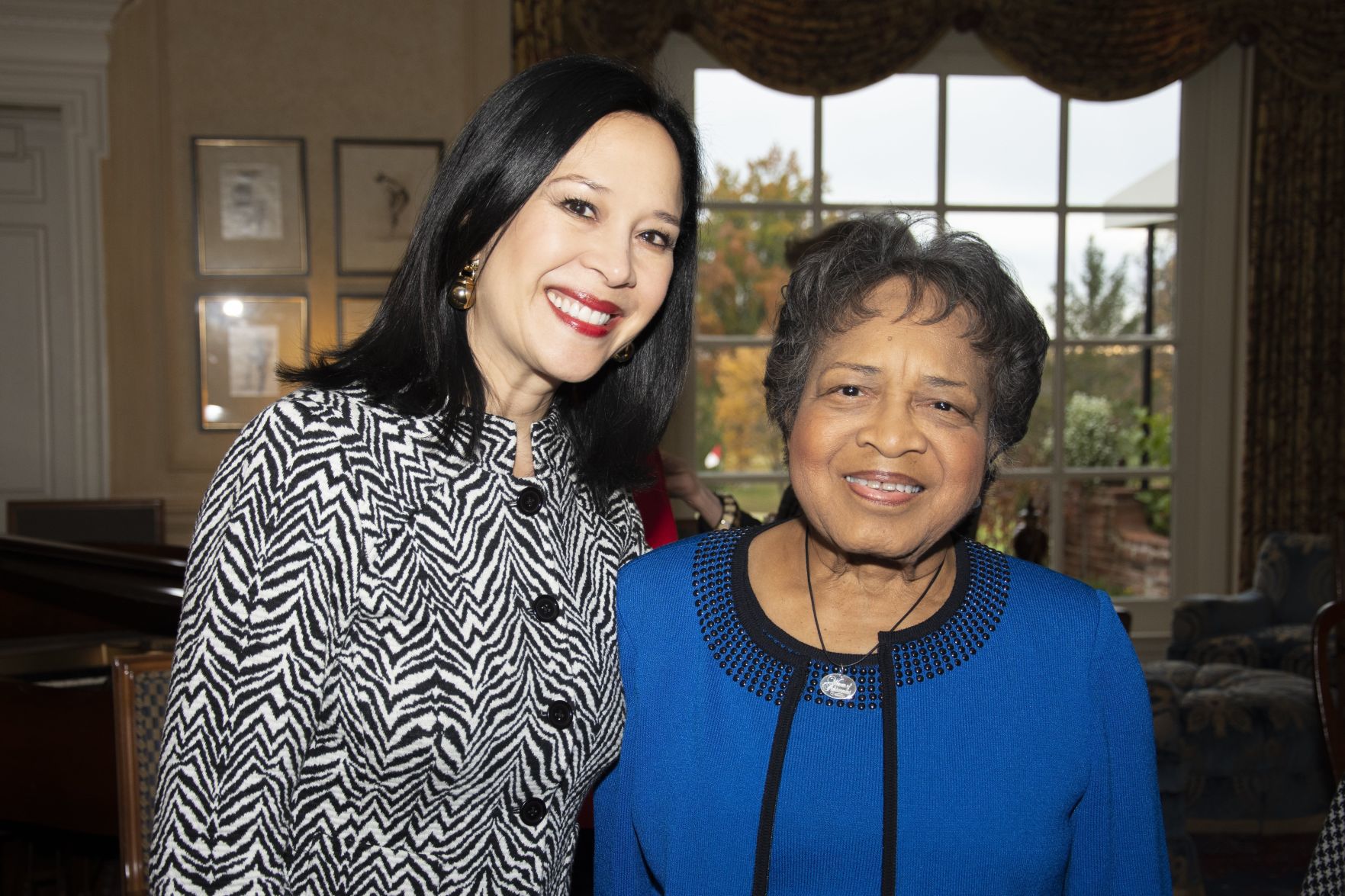 Dr. Eva Frazer, Mary Tillman